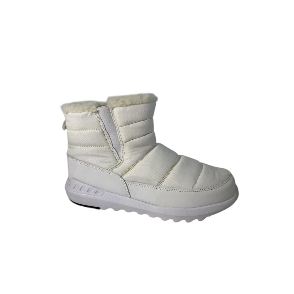 Bearpaw Women's Puffy Ankle Snow Boots White Size 7 No Box
